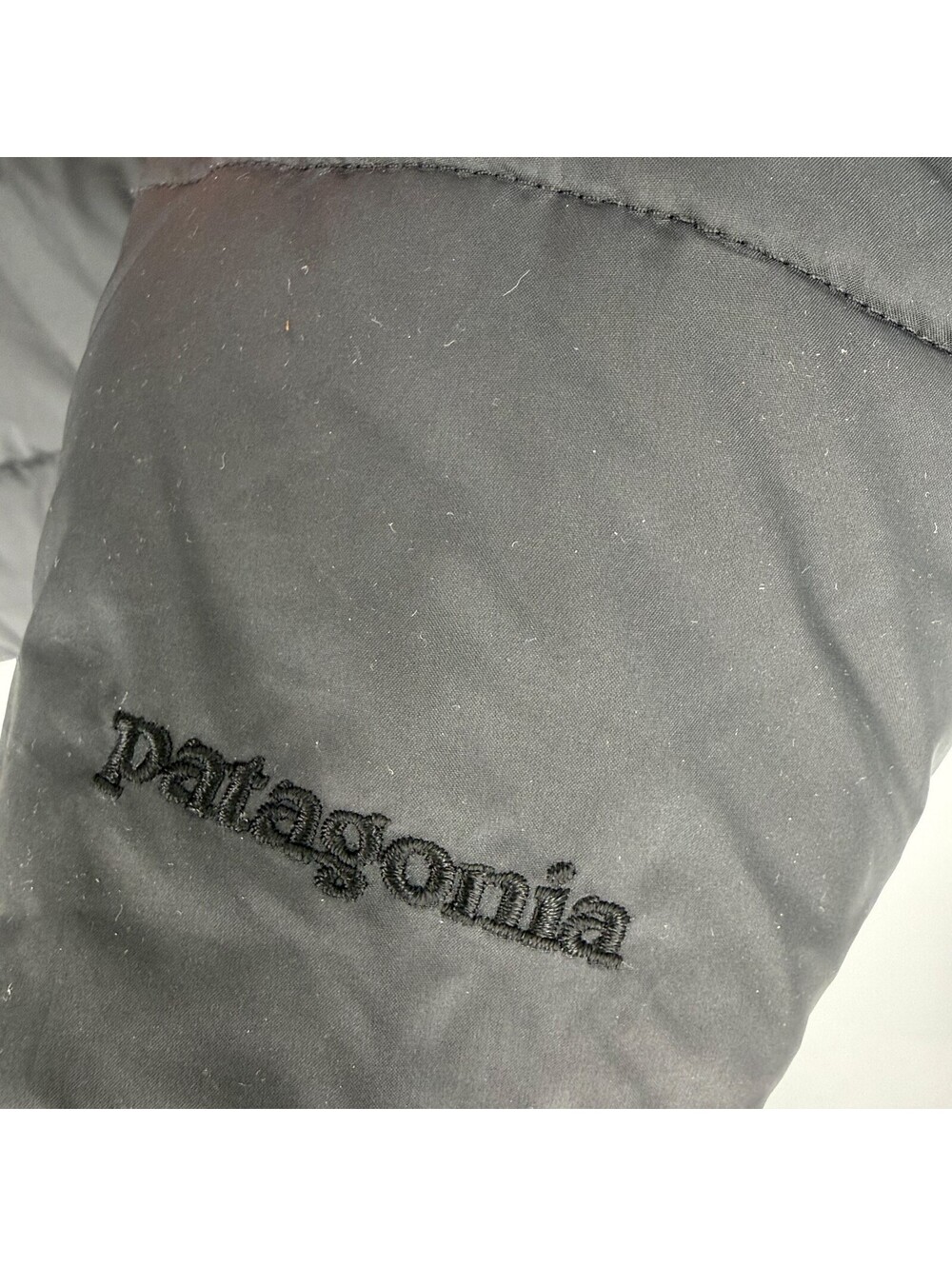 Patagonia Transitional Hooded Puffer Jacket Black Women's L - Picture 5 of 13